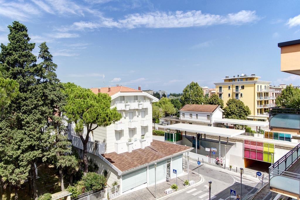 מיסאנו אדריאטיקו Appartamento Crima Luxury מראה חיצוני תמונה